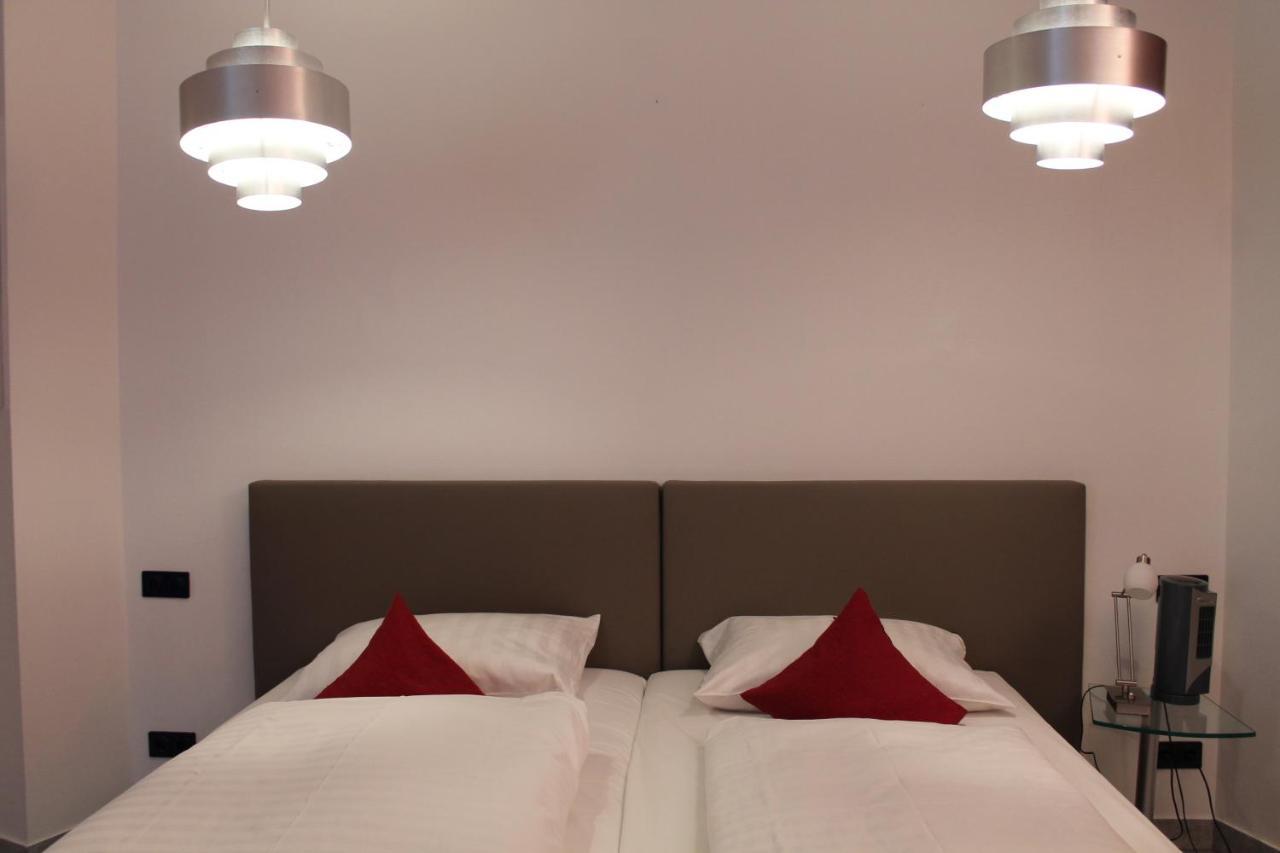 Kastens Hotel Дюселдорф Екстериор снимка