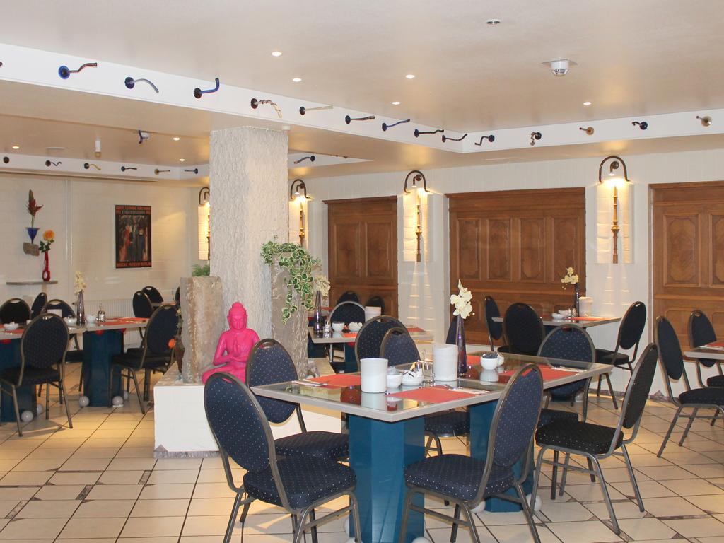 Kastens Hotel Дюселдорф Екстериор снимка